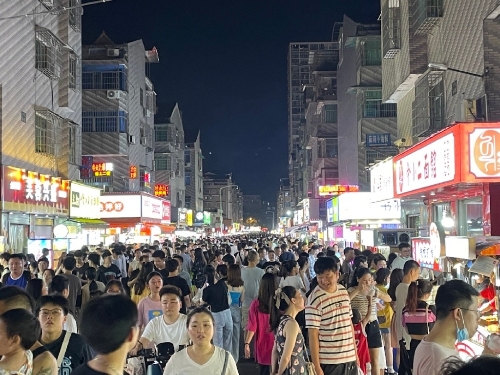 “人从众”模式回归，“五一”湖南接待游客780.59万人次 - 城事 - 三湘都市报 - 华声在线