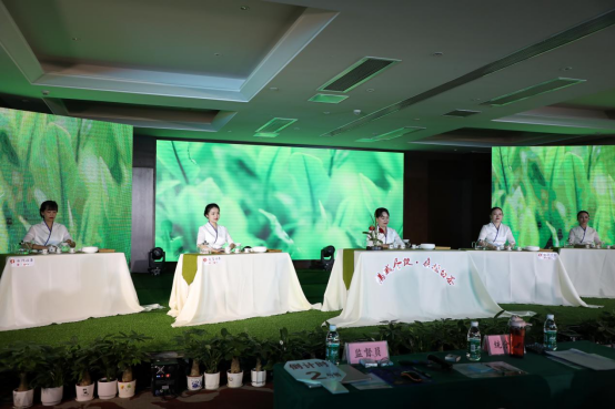 桑植县举办2022年“湘丰杯”首届茶艺技能大赛决赛