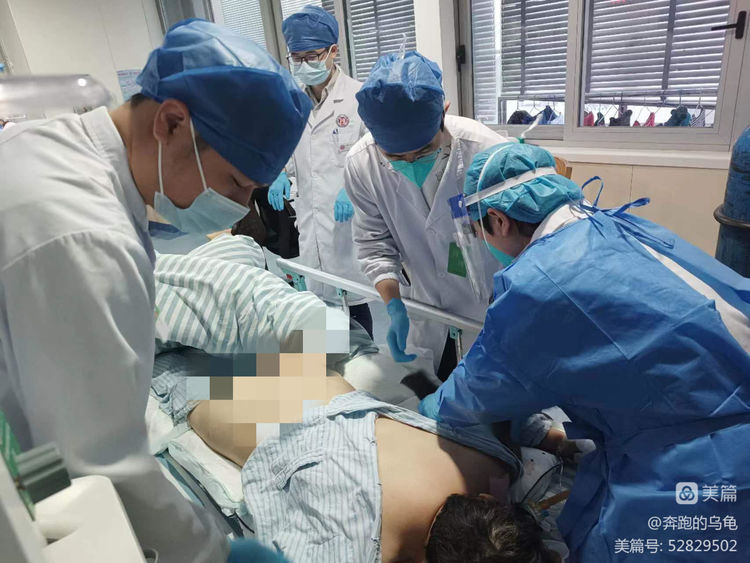 为什么呼吸机这么少寻医丨呼吸治疗师：为患者多“争”一口气，推着机器飞奔_https://www.jmylbn.com_新闻资讯_第5张